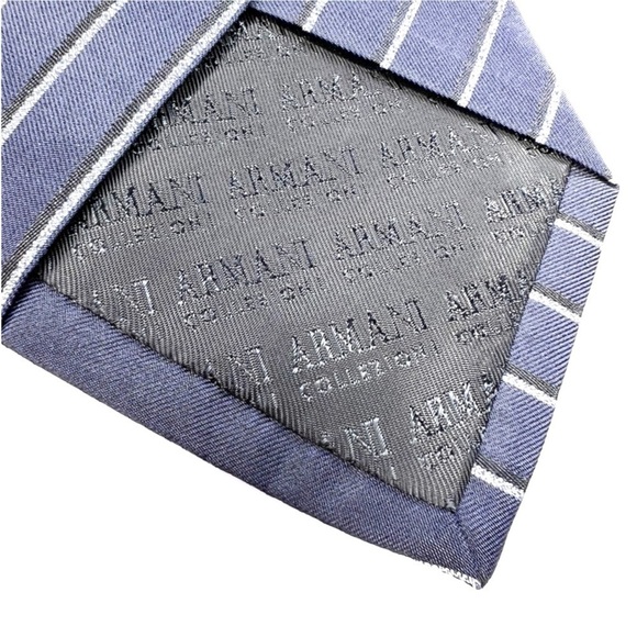 Armani Collezioni Pure Silk Jacquard Neck Tie Diagonal Stripe Navy Blue New NWT - Picture 3 of 9